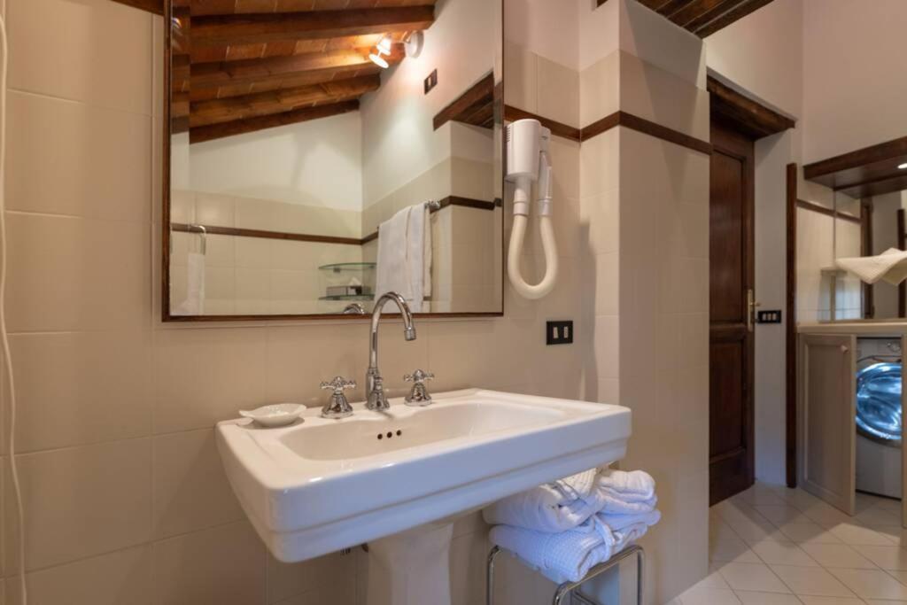 Borgo San Pietro In Polvano المظهر الخارجي الصورة